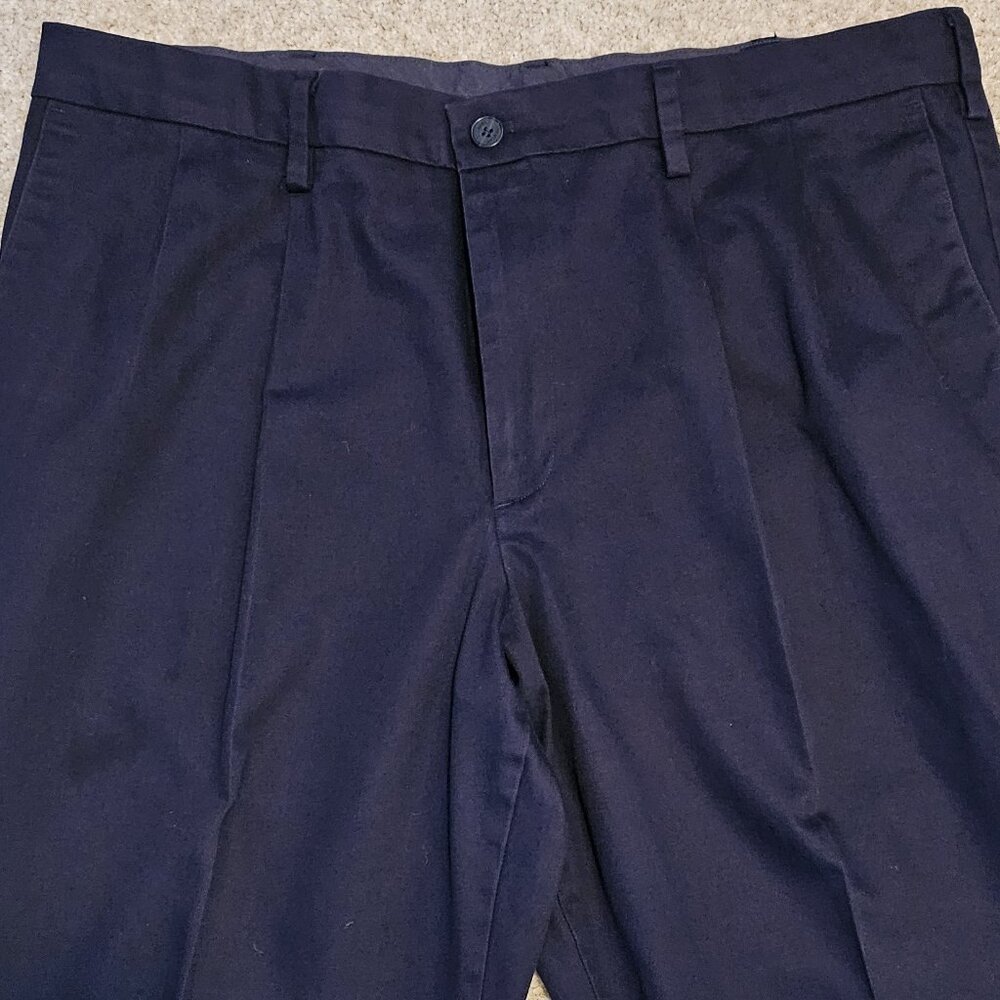 Men's Navy Dockers size 40x30